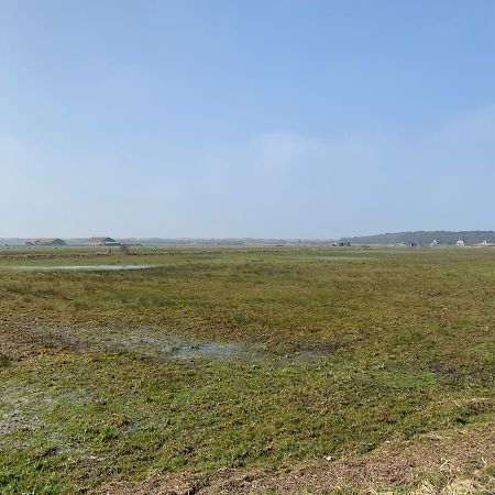 Onder de Pannen Villa Hollum  Buitenkant foto